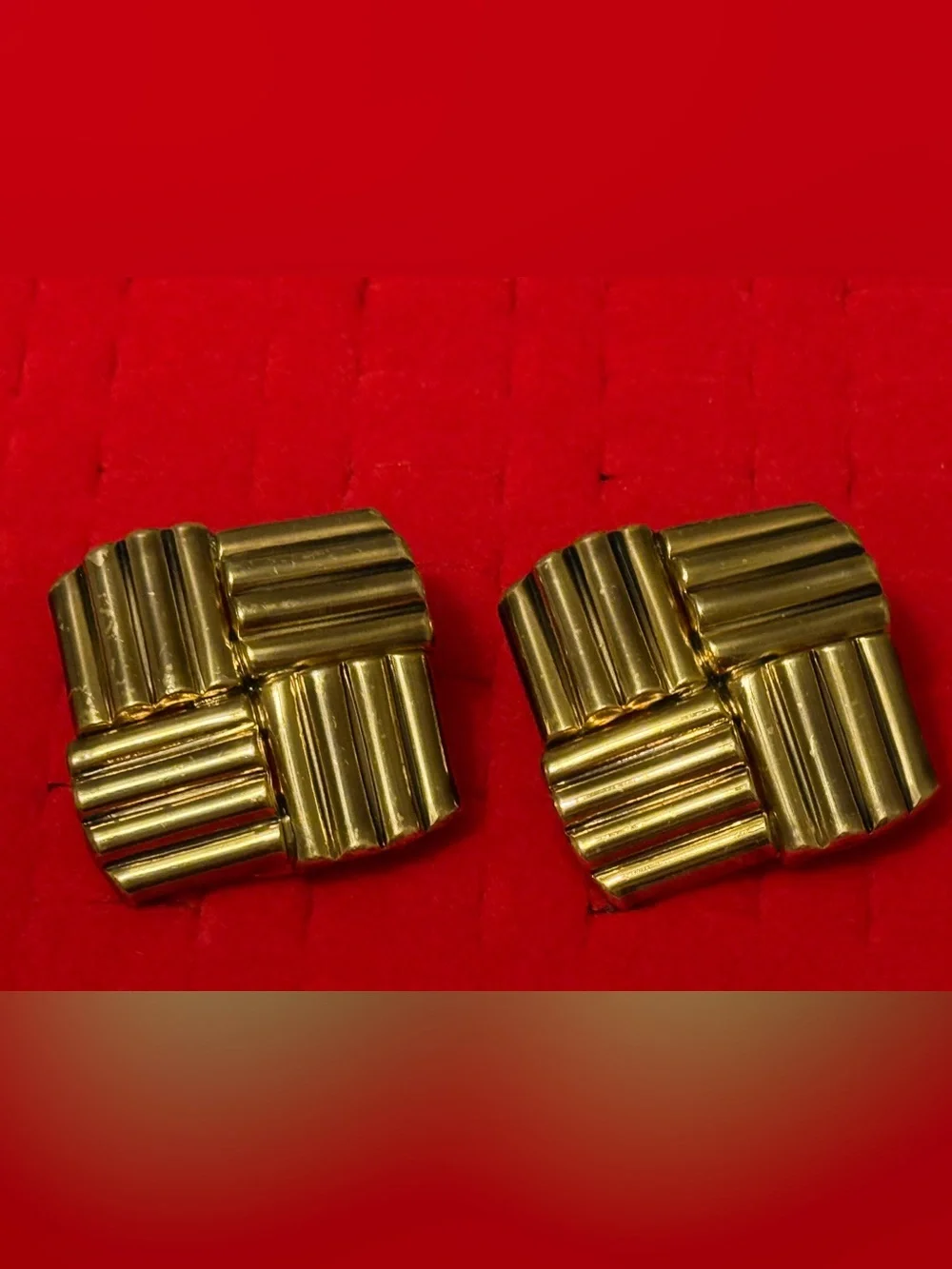 N/A classic gold